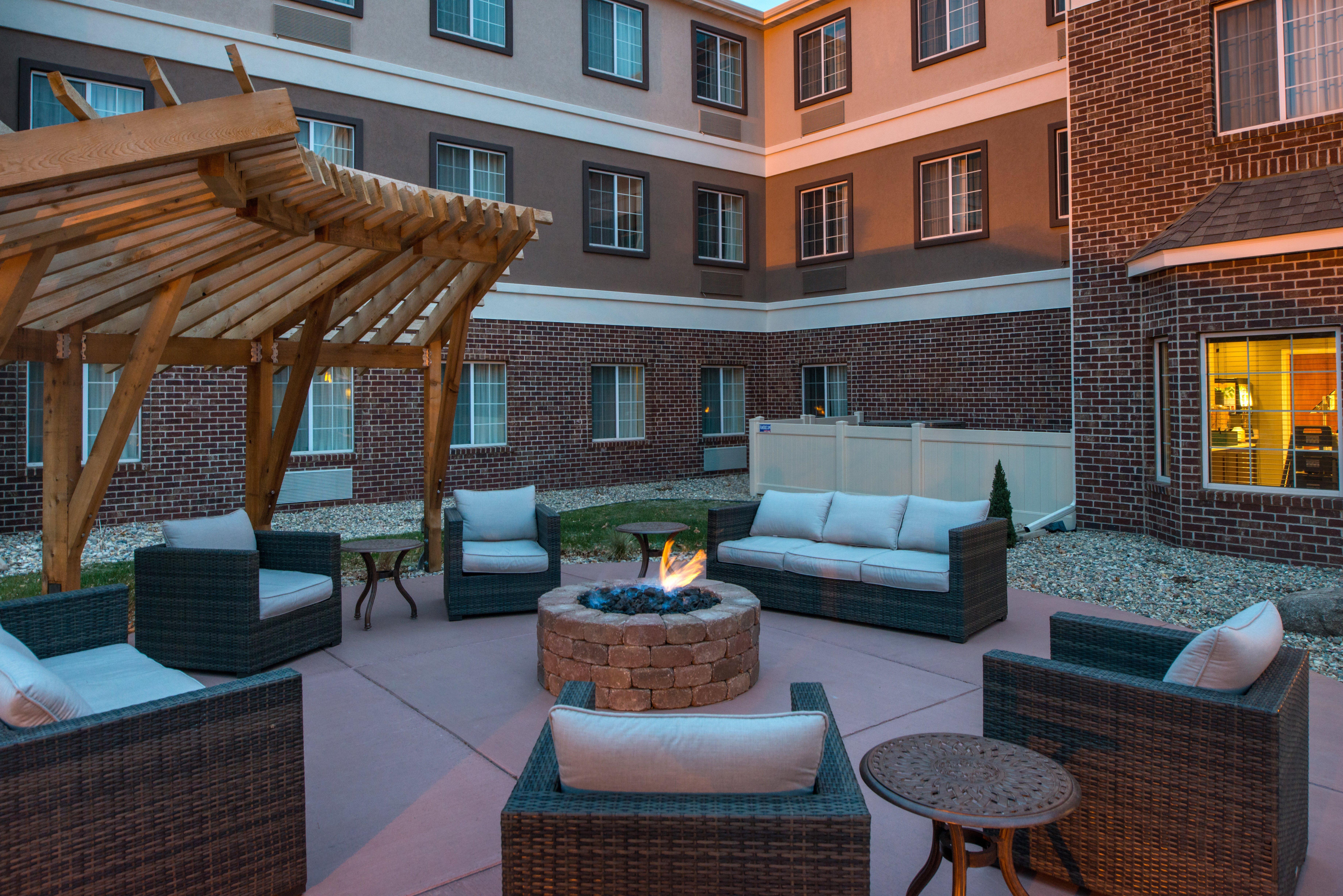 Staybridge Suites Sioux Falls At Empire Mall By Ihg Екстер'єр фото